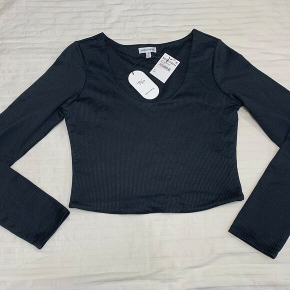 ๐ฆ๐ฆ๐ฆ NWT URBAN SOCIAL WOMENS LONG SLEEVE CROP TOP SIZE M ๐ฆ๐ฆ๐ฆ - Picture 1 of 11